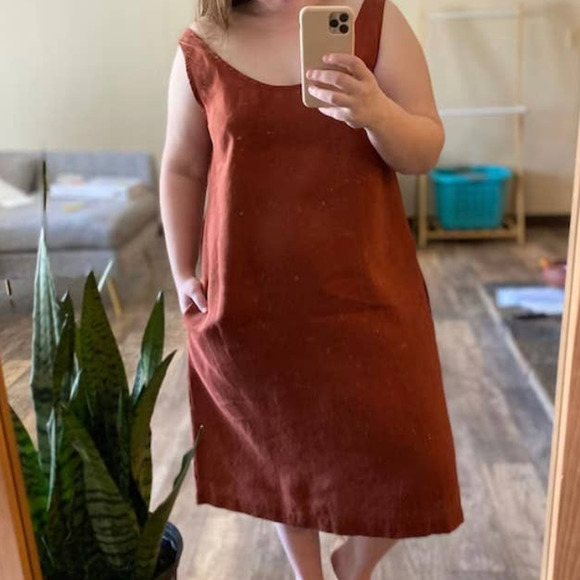 Linenfox Rust Midi Dress - Picture 3 of 9
